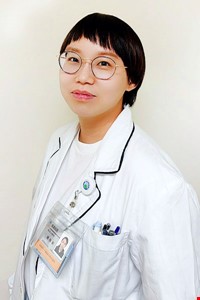 賴怡穎
