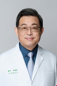 馮逸卿